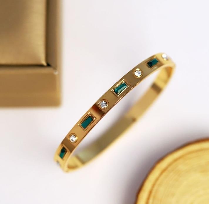 Emerald & Diamond Openable Kada