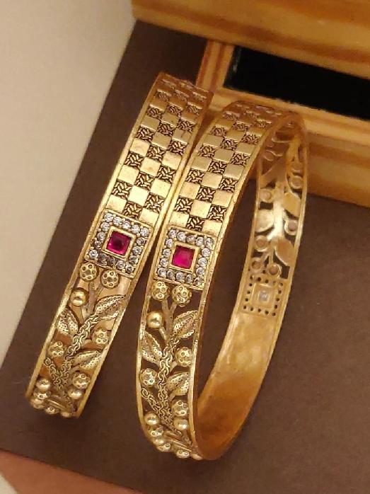 Mayura Gold Lattice Kadli