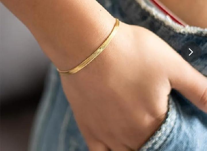 Classic Herringbone Chain